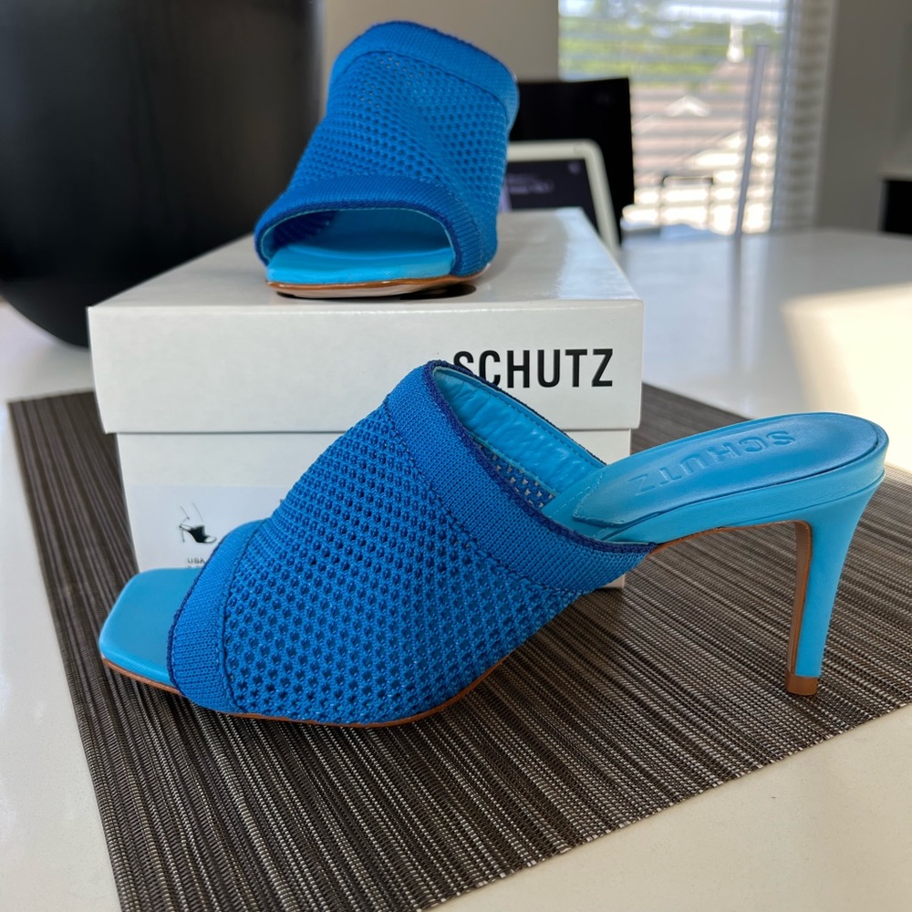 Schutz sandal